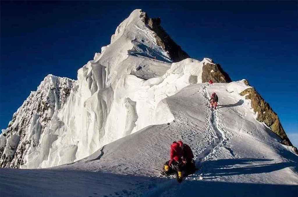 borad_peak_mountainfimg